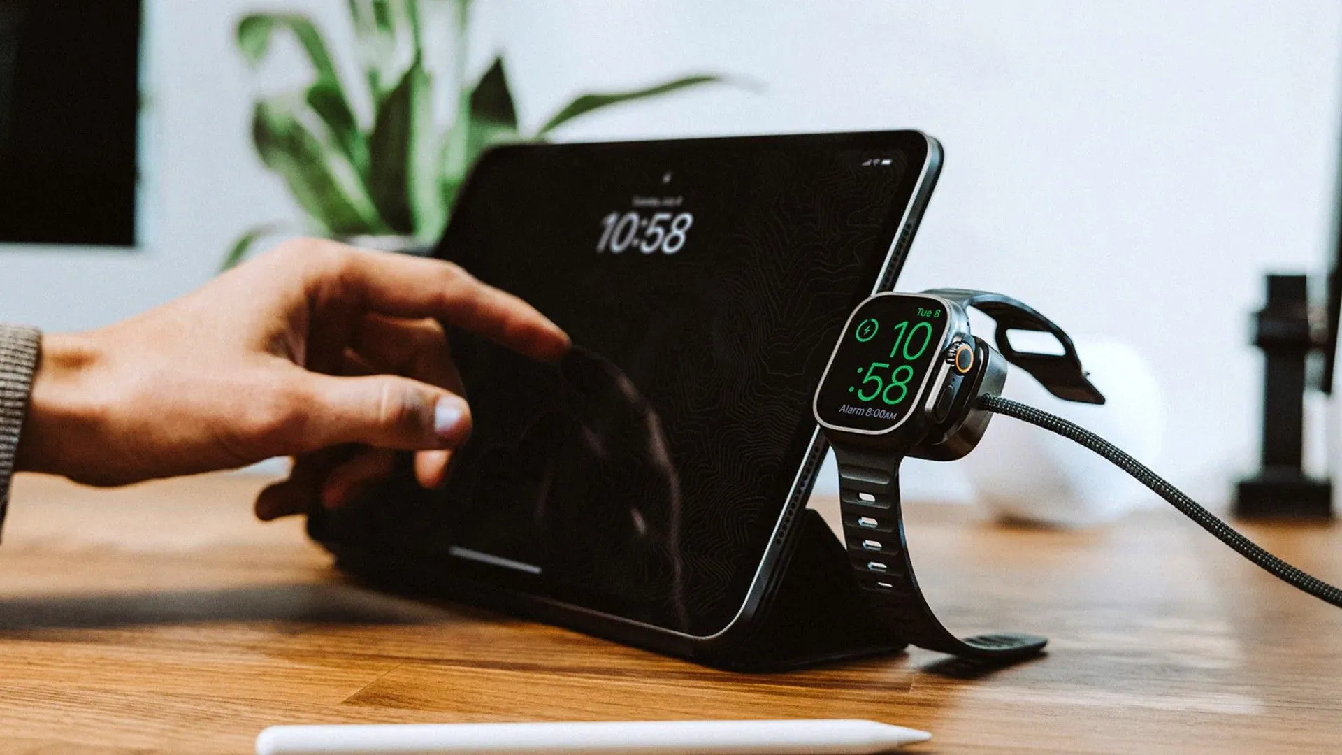 Cáp sạc Nomad cho Apple Watch và USB-C