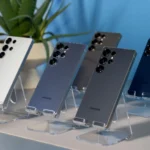 Điện thoại Samsung Galaxy S25 Ultra với nhiều tùy chọn màu sắc khác nhau, đại diện cho dòng Galaxy S25.