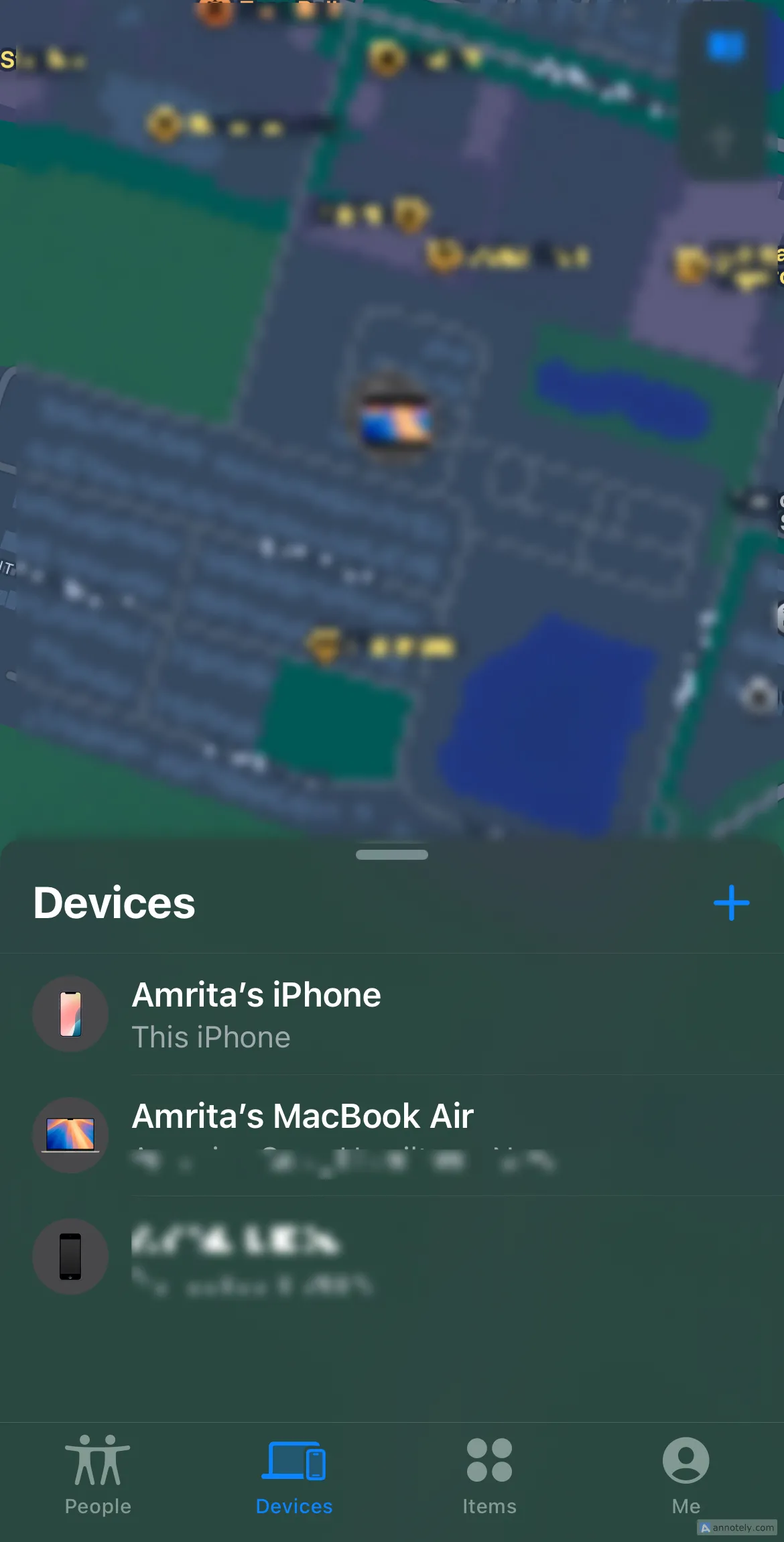 Giao diện ứng dụng Tìm (Find My) trên iPhone hiển thị vị trí thiết bị