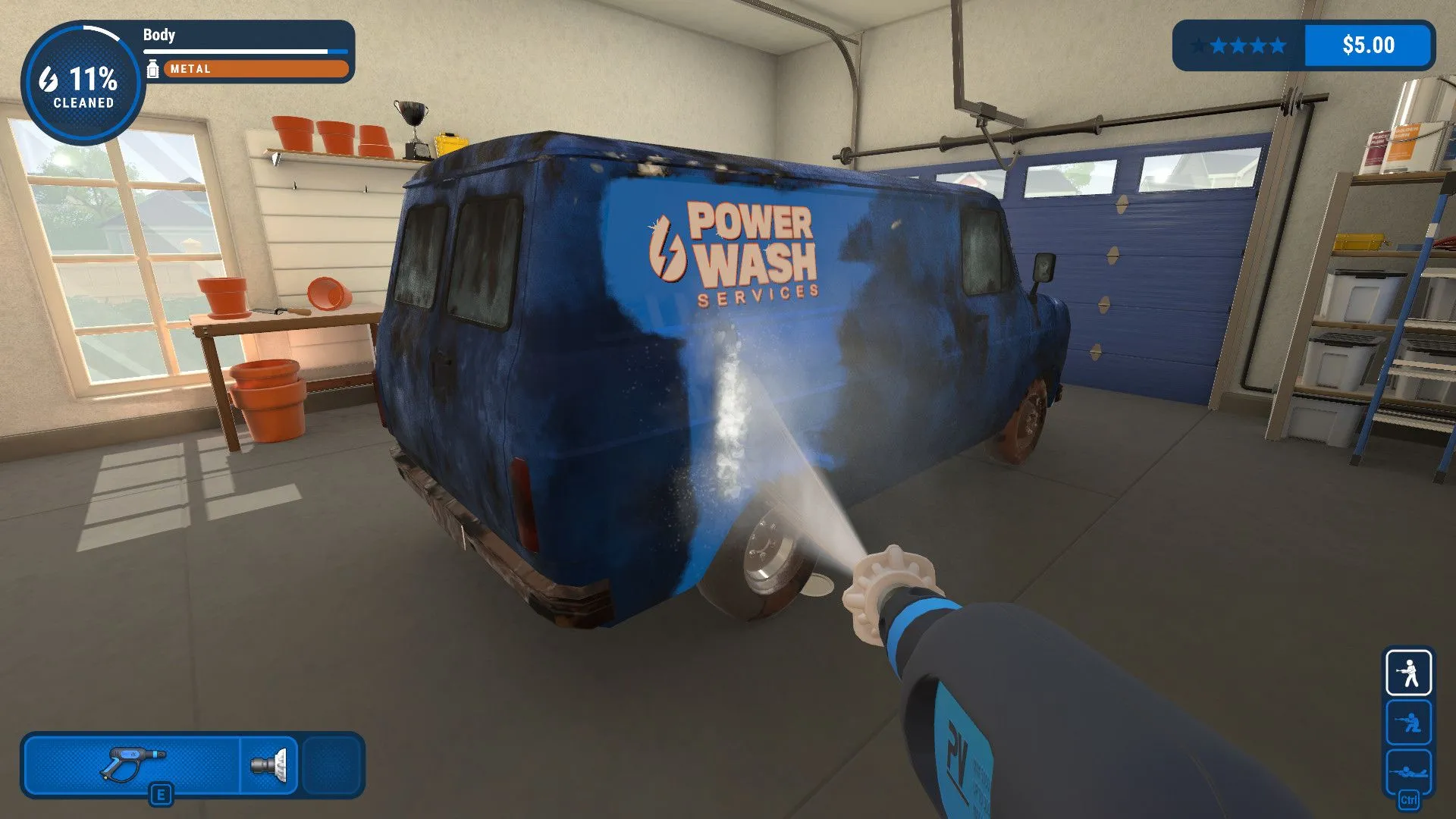 Một chiếc xe tải đang được làm sạch bằng vòi phun nước áp lực cao trong game Powerwash Simulator VR.