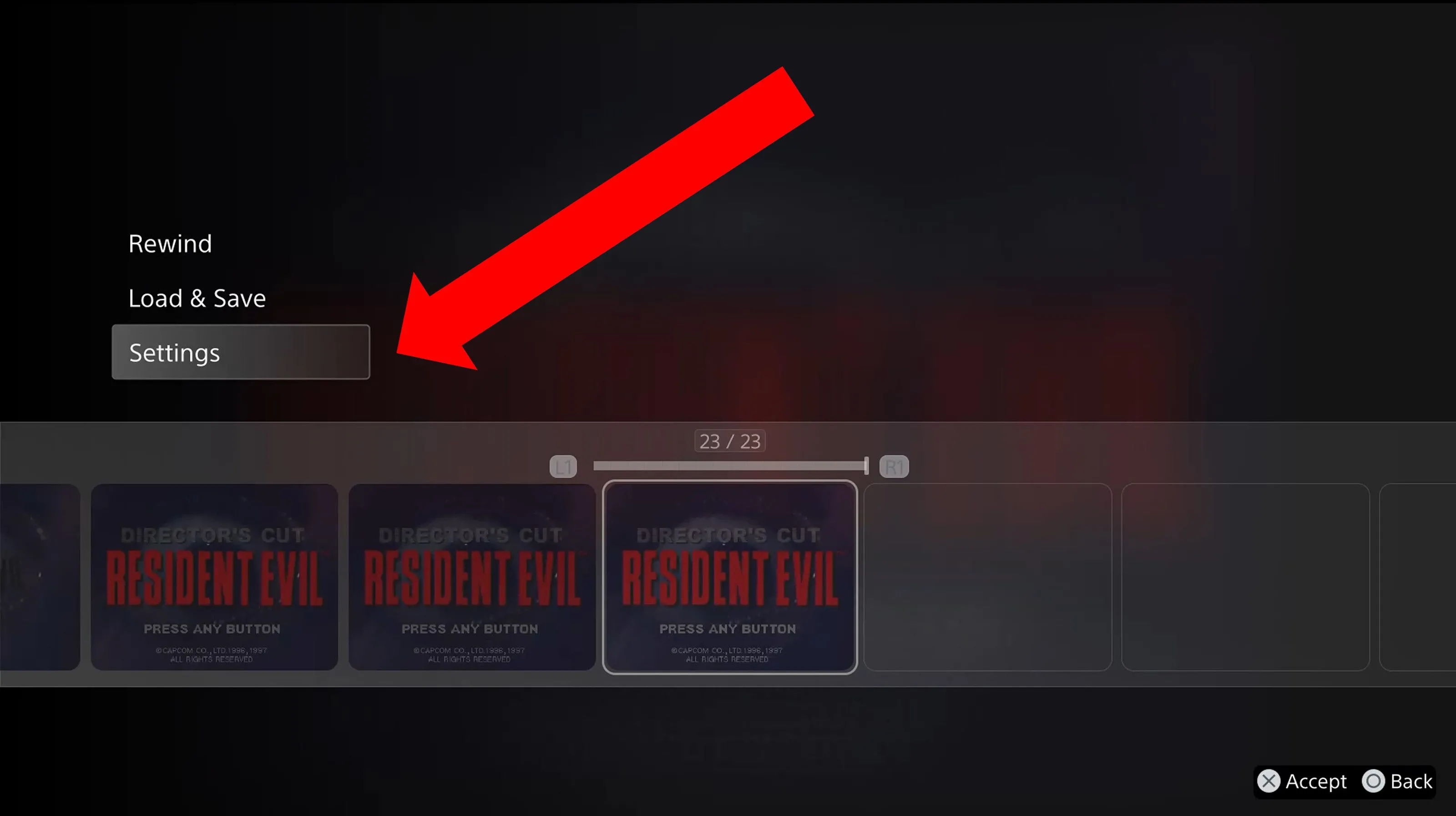 Mũi tên đỏ chỉ vào tùy chọn "Settings" trong menu giả lập PlayStation Classics.