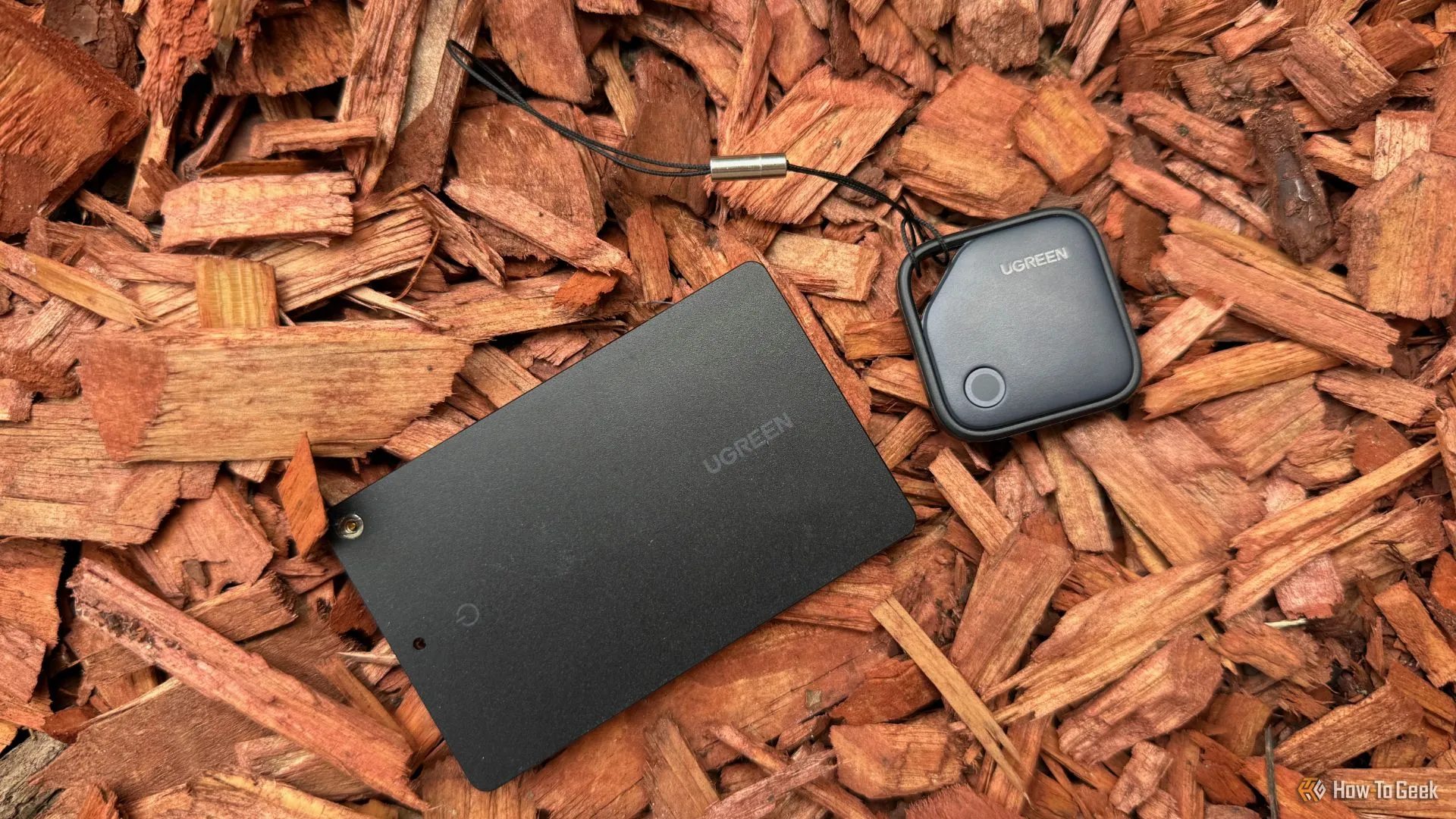 So sánh kích thước Ugreen FineTrack và FineTrack Slim