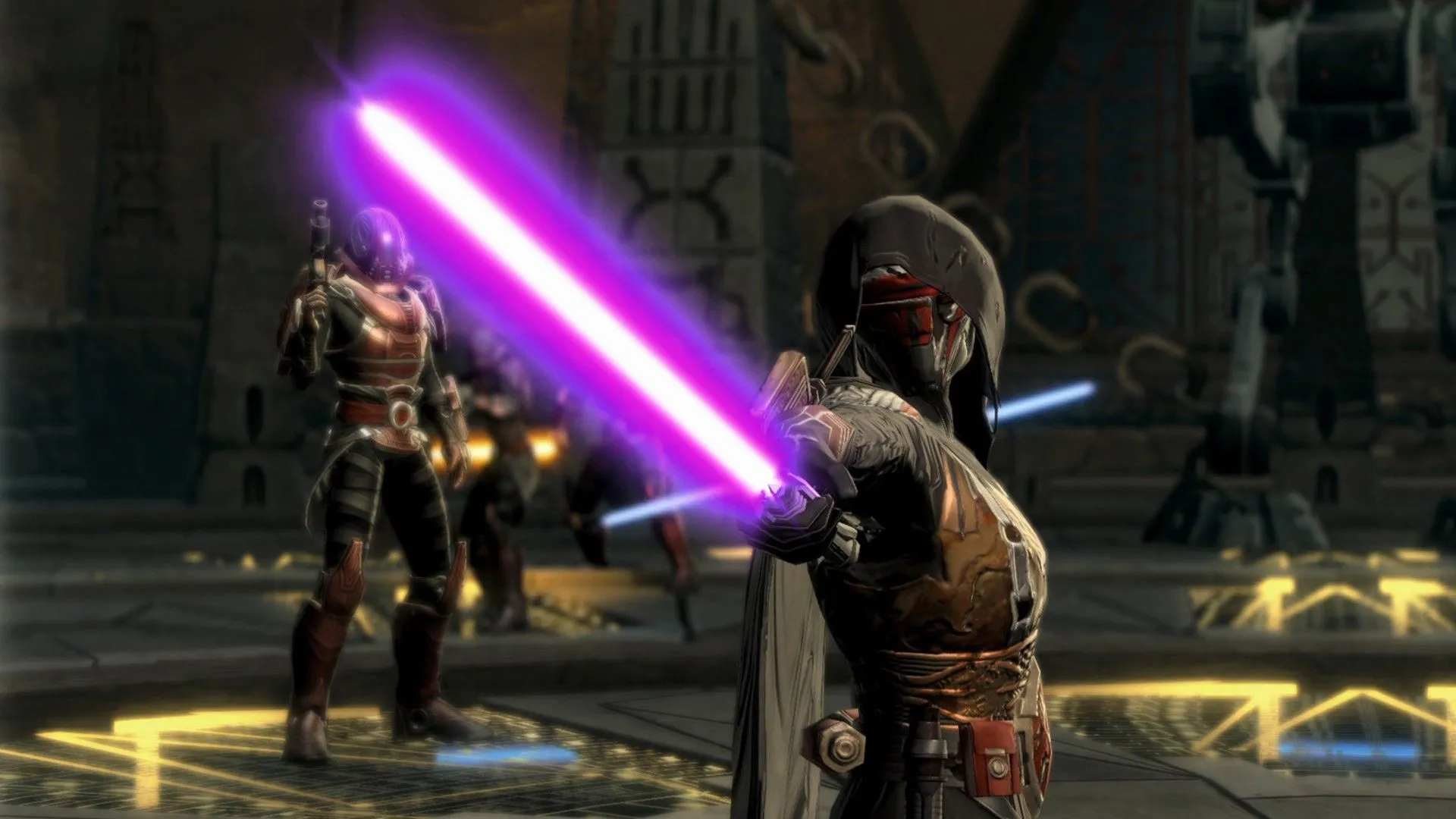 Star Wars: The Old Republic: Darth Revan uy nghiêm chĩa lightsaber về phía người chơi.