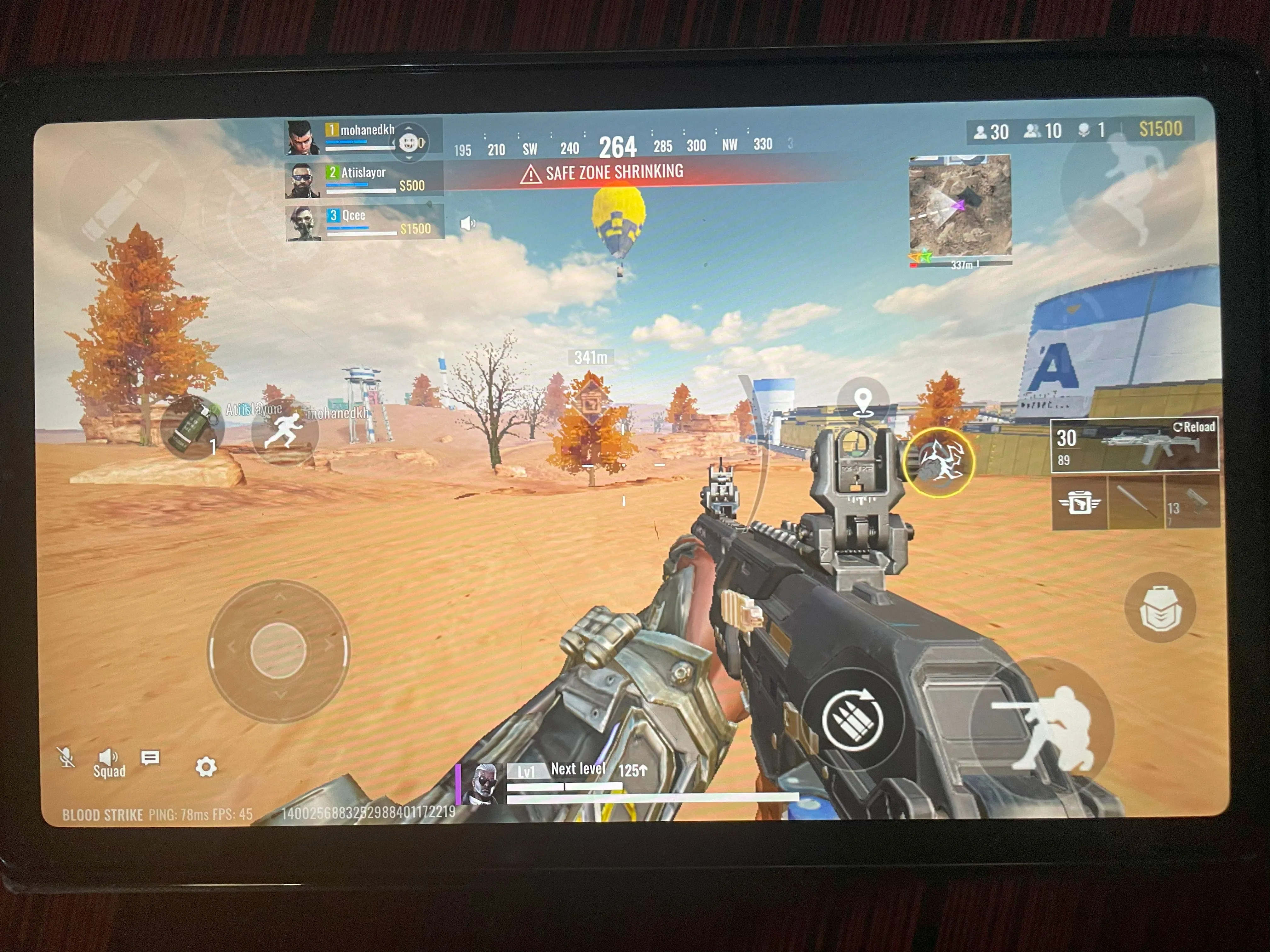 Trải nghiệm game Blood Strike với màn hình rộng hơn trên máy tính bảng Android