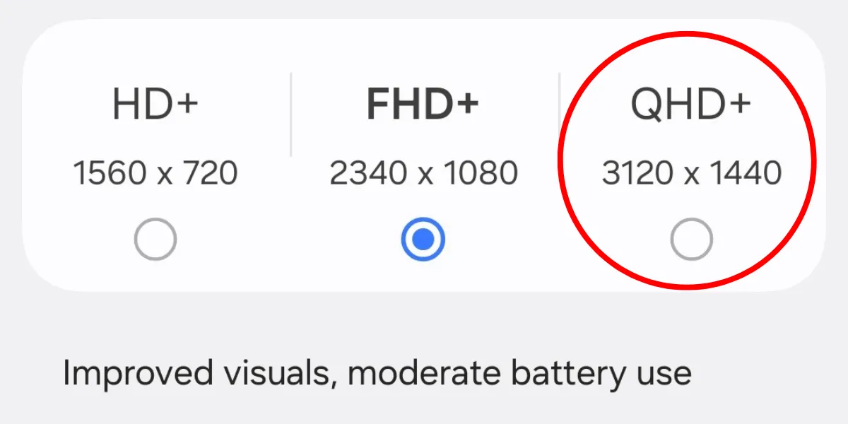 Tùy chọn độ phân giải màn hình QHD+ trong cài đặt hiển thị Galaxy S25