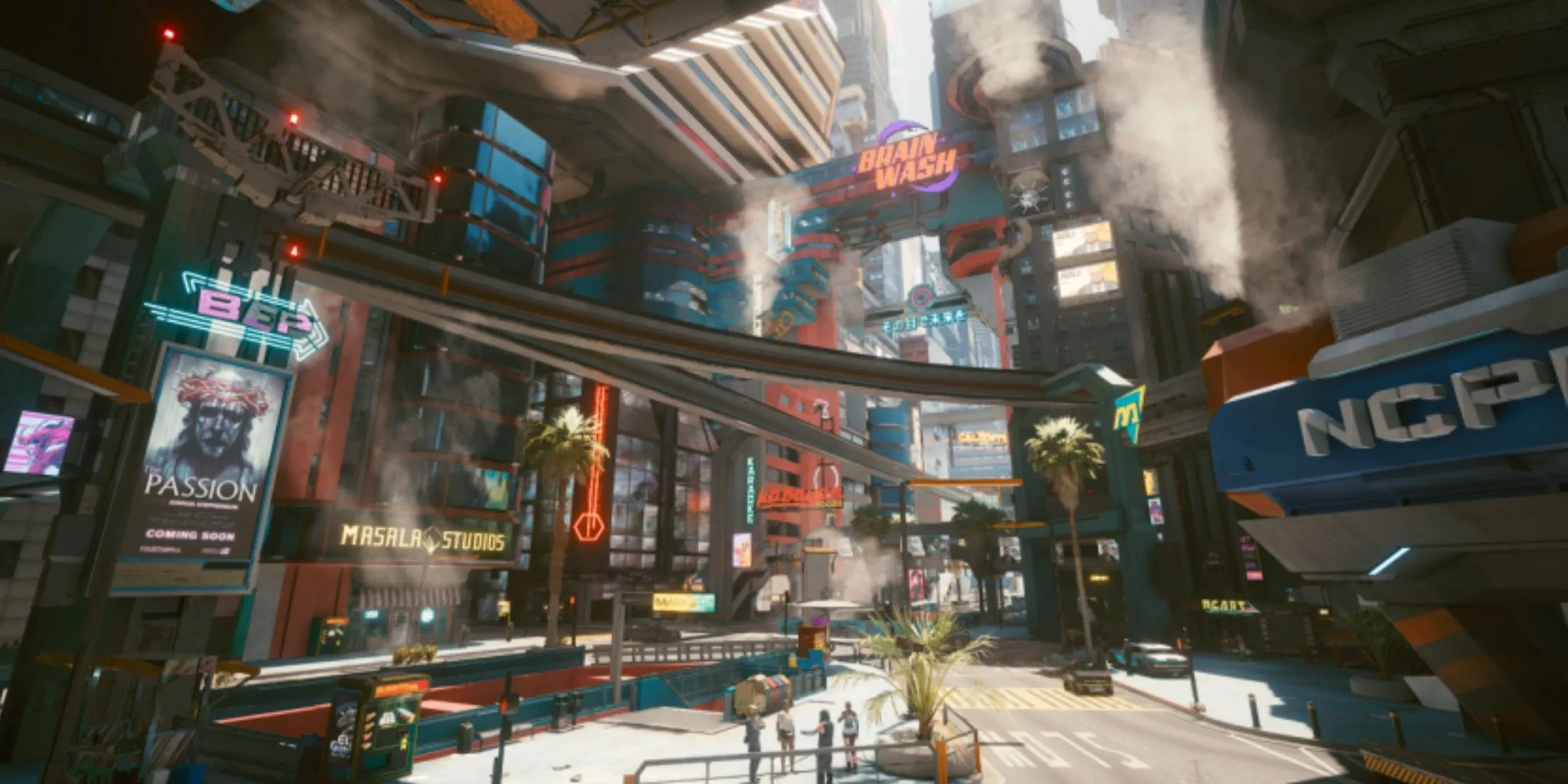 Xe cảnh sát NCPD tuần tra trên đường phố Cyberpunk 2077 với hiệu ứng ánh sáng neon