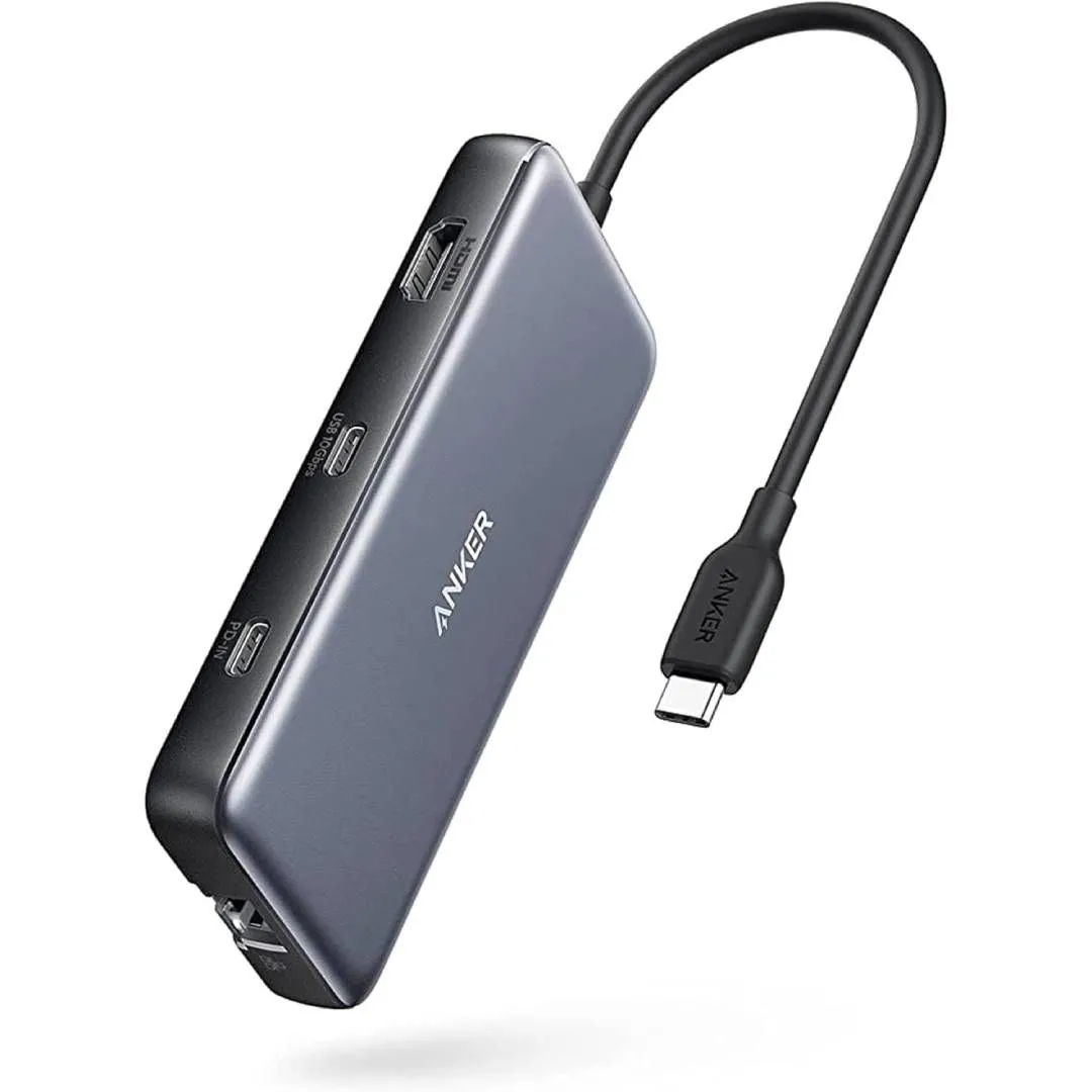 Anker 555 8-in-1 USB-C Hub hiển thị rõ ràng các cổng USB-A, USB-C, HDMI và cổng mạng Ethernet, một phụ kiện linh hoạt cho người dùng Chromebook di động.