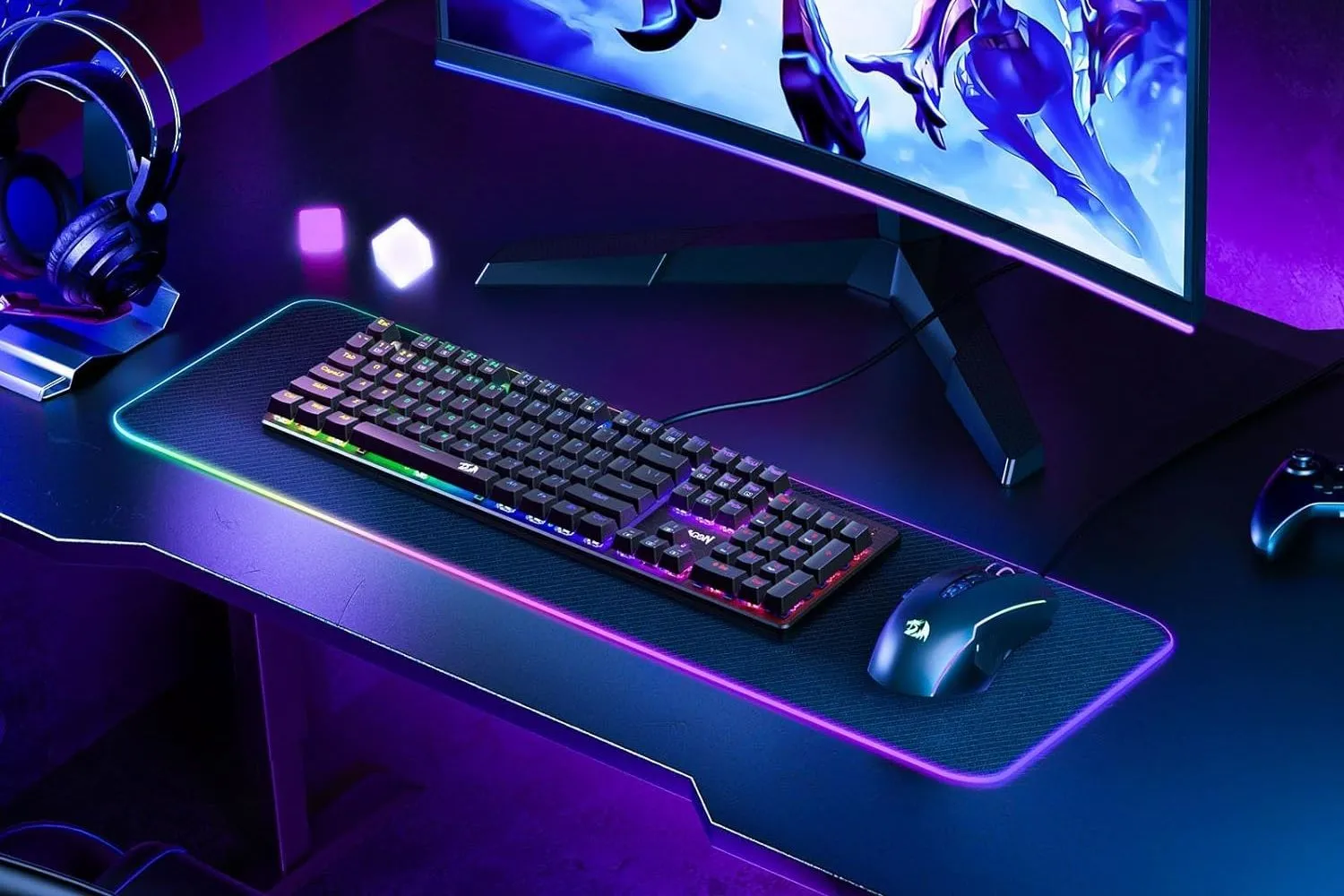 Bàn phím cơ Redragon K671 với đèn nền RGB