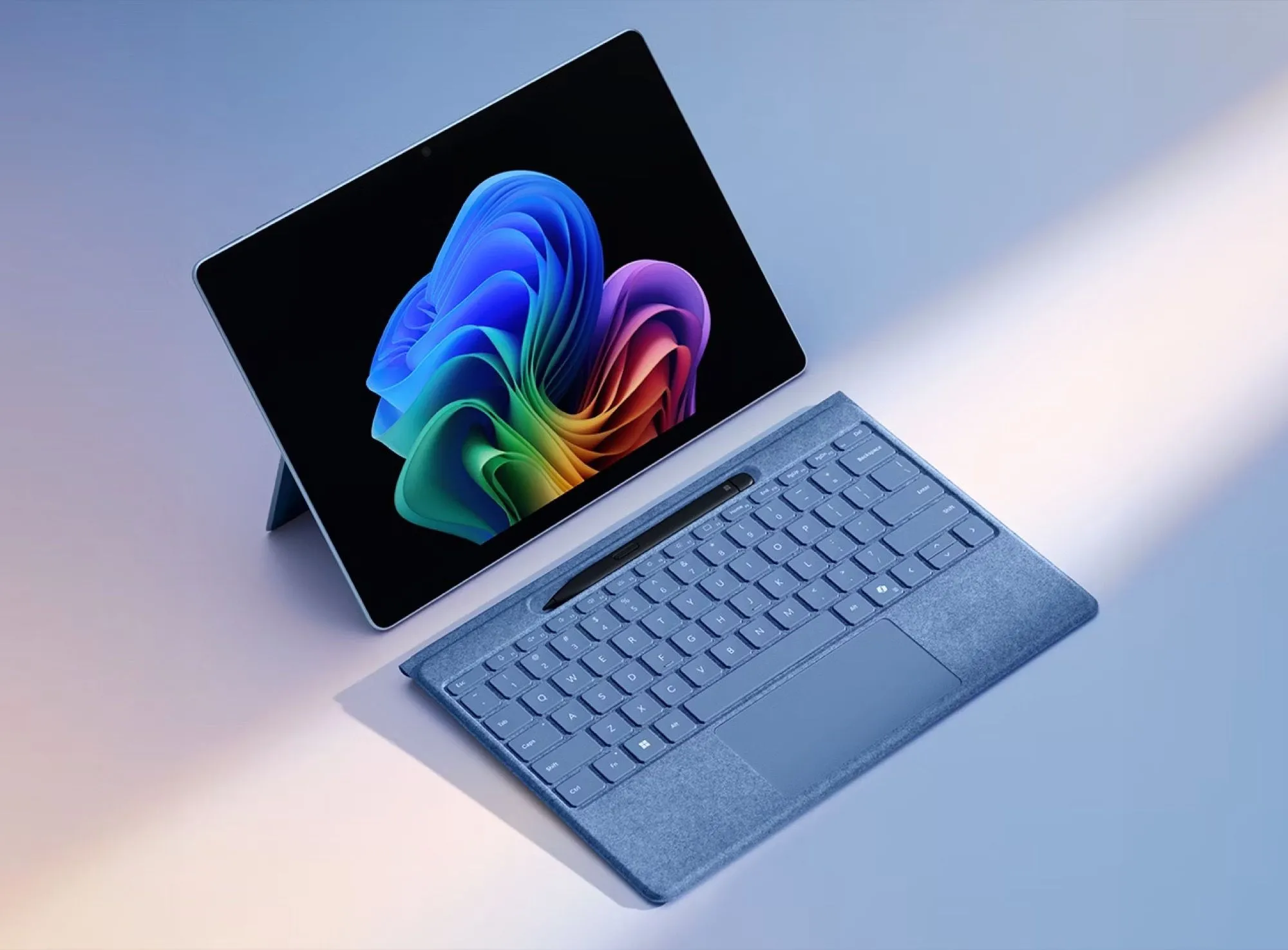 Bàn phím Surface Pro Flex và bút Surface Slim Pen
