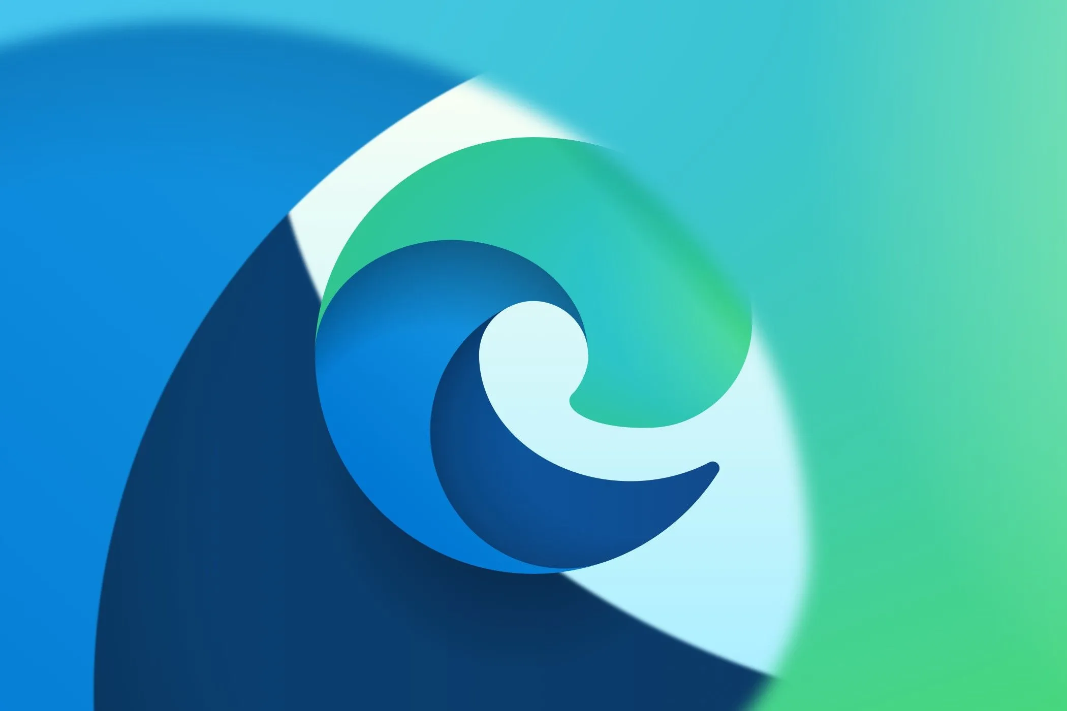 Biểu tượng ứng dụng Microsoft Edge trên nền xanh, minh họa cho việc trình duyệt này đã hỗ trợ tiện ích mở rộng trên nền tảng Android.