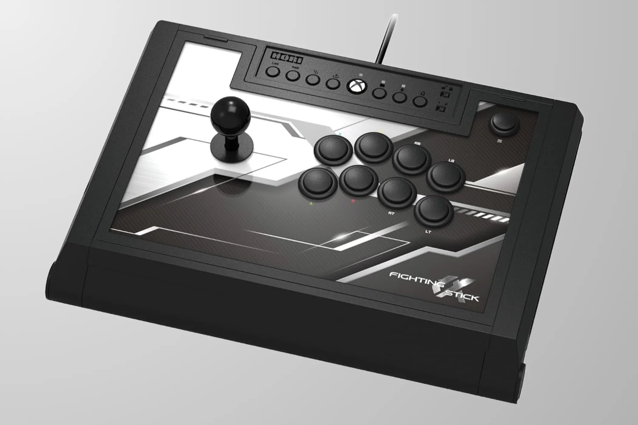 Bộ điều khiển Hori Fighting Stick Alpha, một thiết bị chuyên nghiệp kết nối có dây với Xbox để mang lại trải nghiệm game đối kháng tối ưu, giảm thiểu độ trễ.