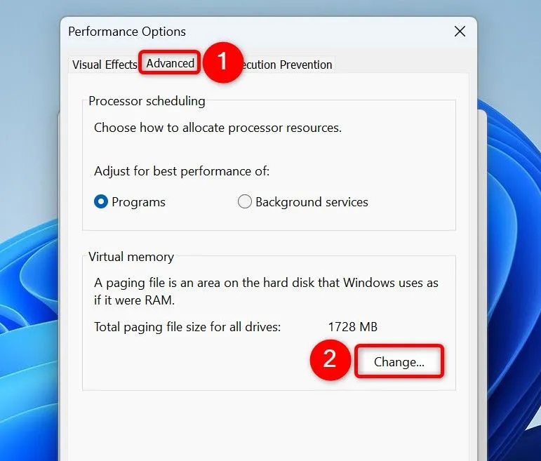 Cài đặt Virtual Memory (Bộ nhớ ảo) trong cửa sổ Performance Options, chuẩn bị cấu hình tệp paging.