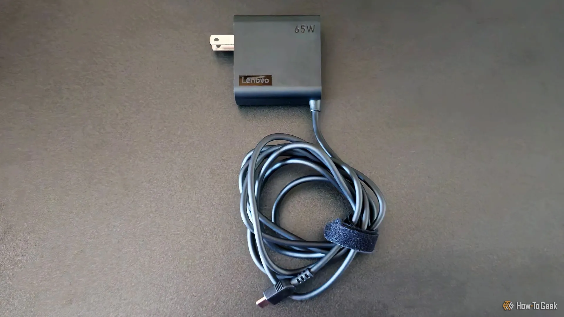 Củ sạc 65W USB-C slim AC của laptop Lenovo Yoga Slim 9i Gen 10