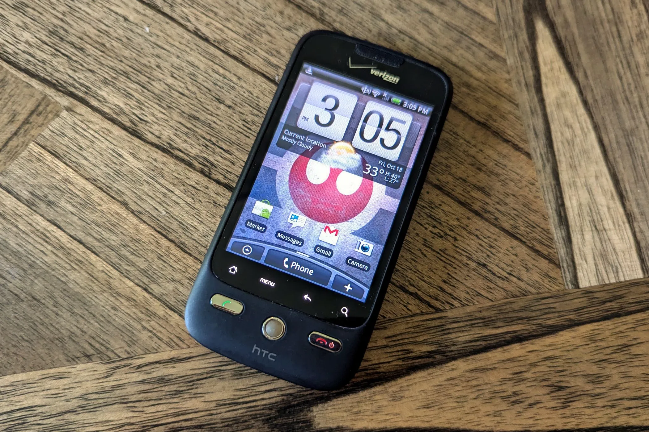 Điện thoại HTC Droid Eris cổ điển