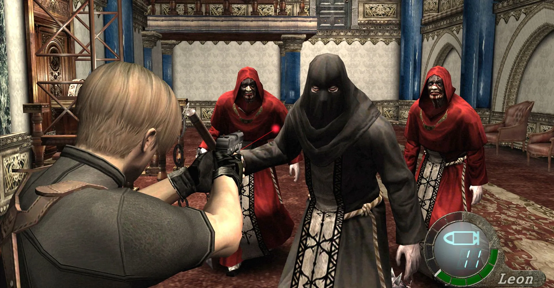 Leon S. Kennedy chiến đấu với giáo phái trong Resident Evil 4, thể hiện phong cách hành động đặc trưng