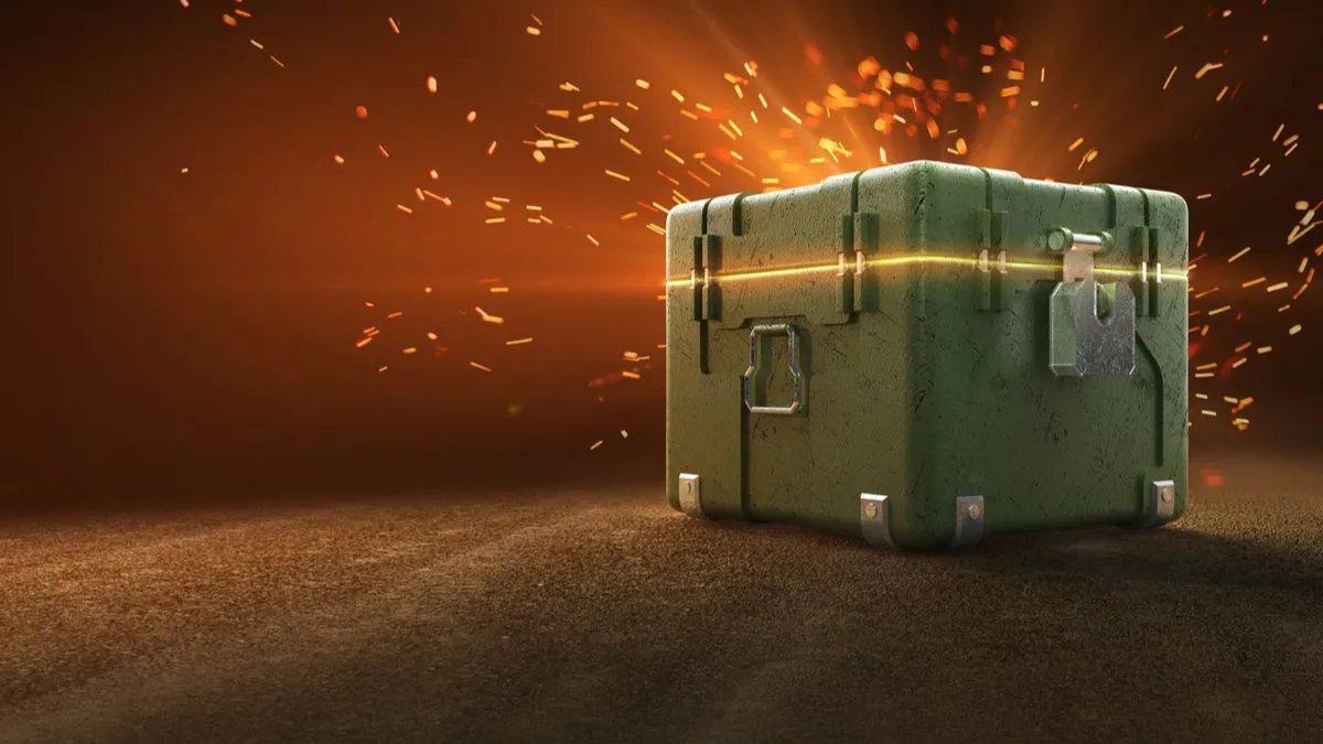 Một người đang chơi game trên điện thoại, minh họa các chiêu trò tâm lý trong game miễn phí và game có achievement.