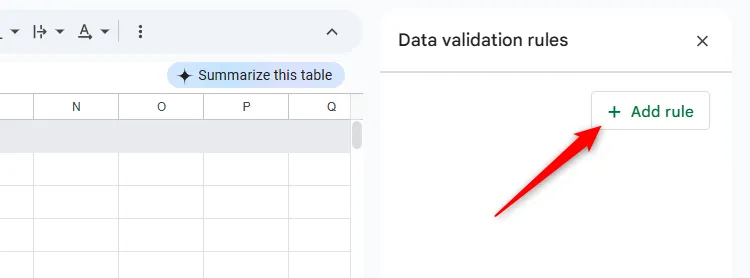 Nhấn &quot;Thêm quy tắc&quot; trong bảng điều khiển Quy tắc xác thực dữ liệu của Google Sheets.