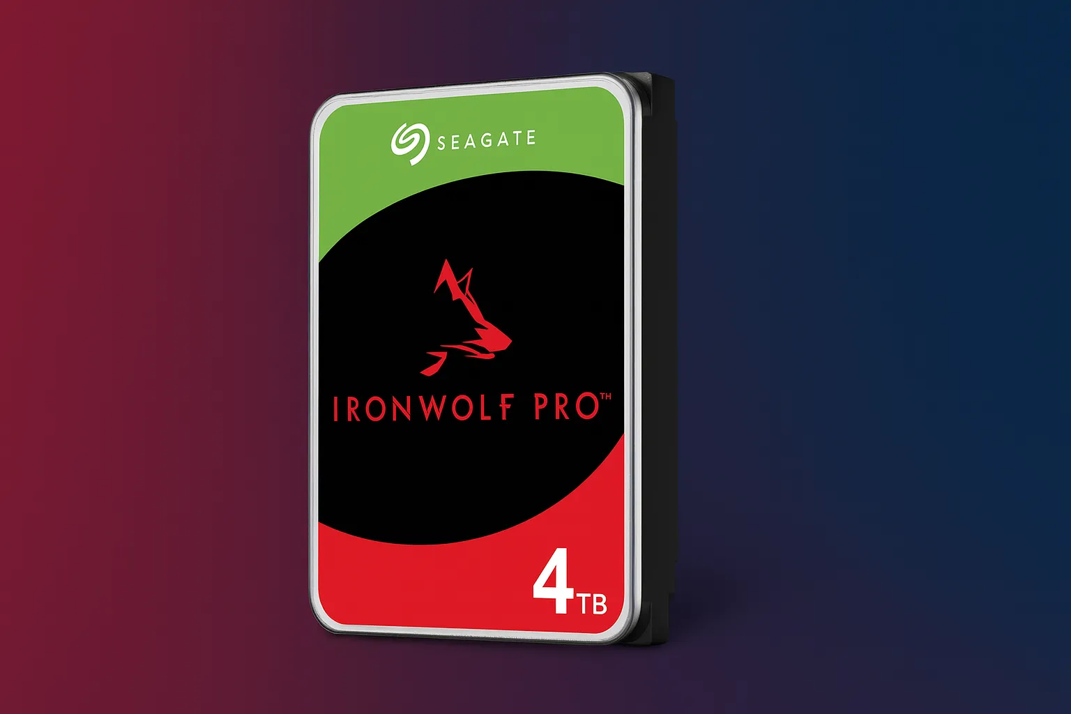 Ổ cứng Seagate IronWolf Pro 4TB nổi bật trên nền chuyển màu, lý tưởng cho NAS khởi điểm