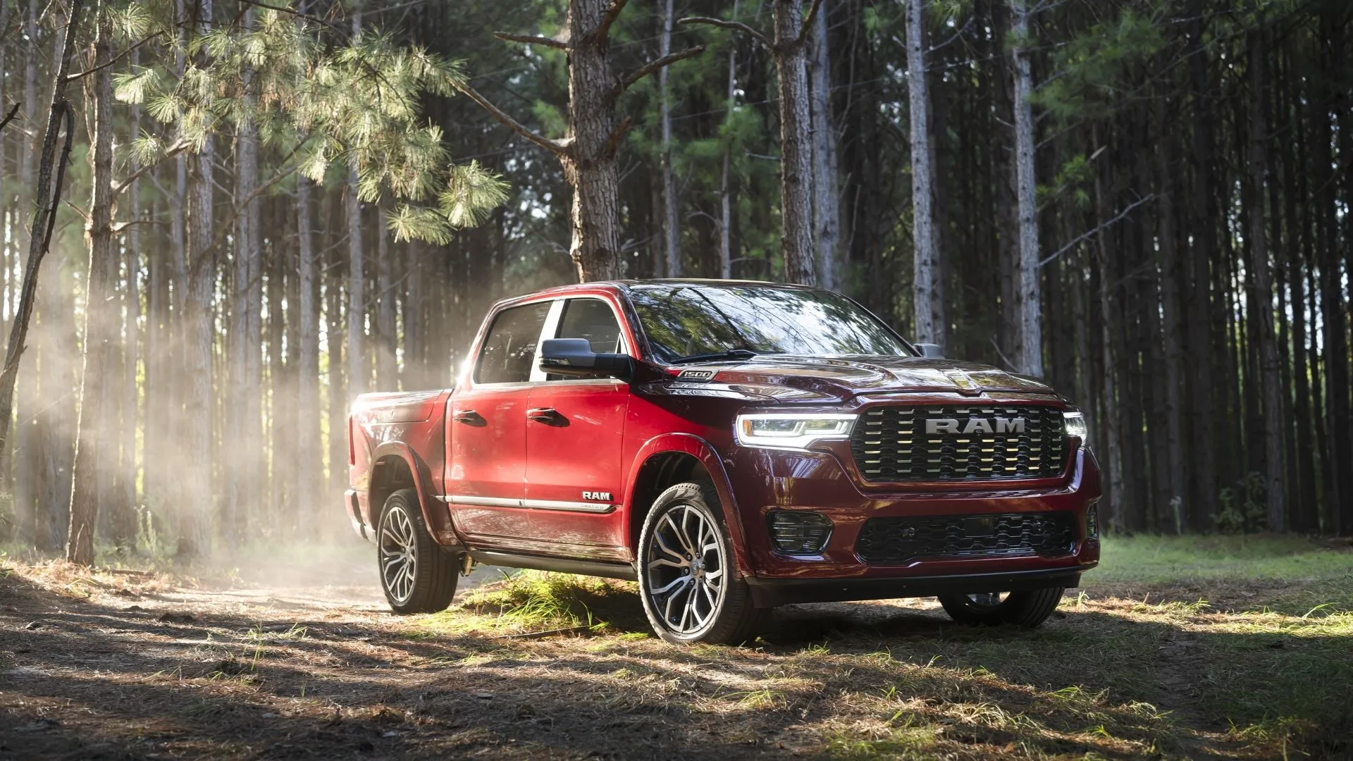 Ram 1500 2025 màu đen, mẫu bán tải cỡ lớn dẫn đầu về độ thoải mái, khả năng vận hành và độ tin cậy của Ram