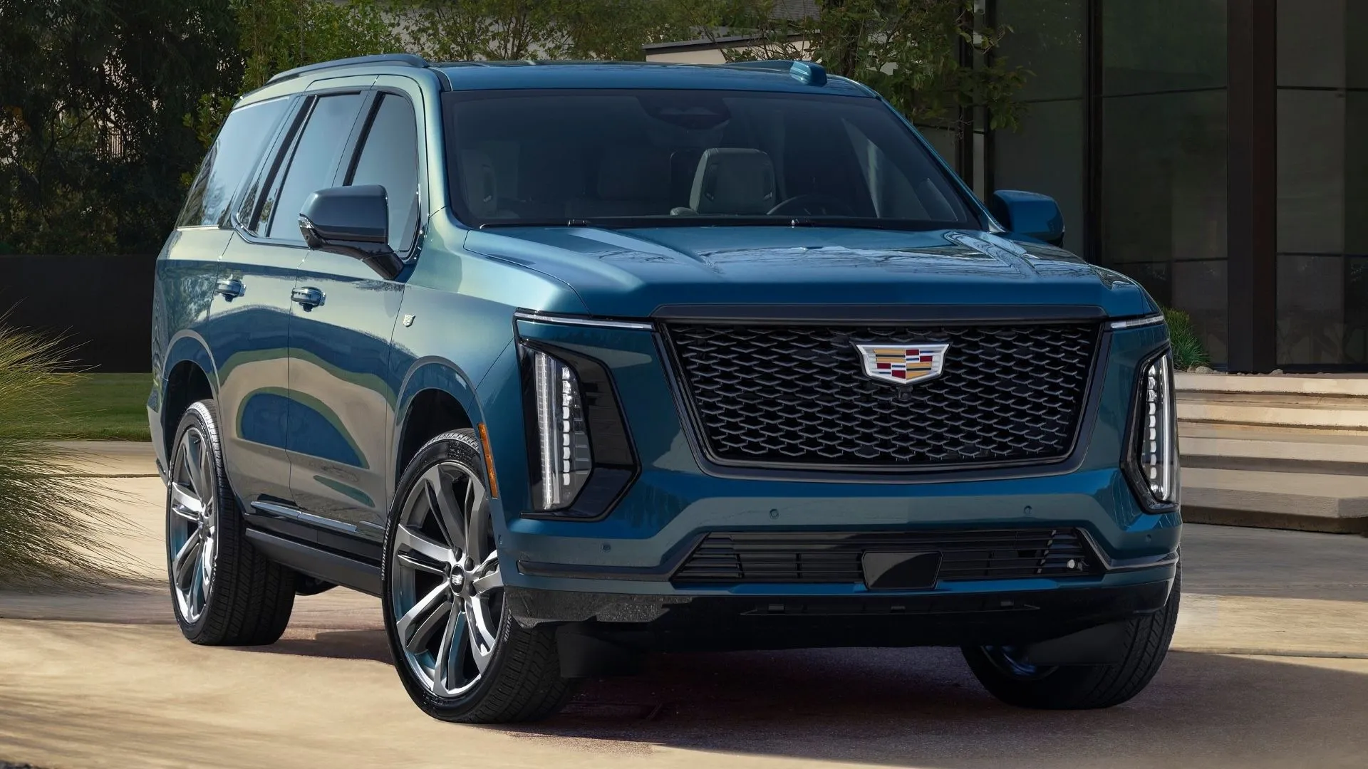 SUV hạng sang Cadillac Escalade 2025 màu đen với thiết kế hiện đại và bền bỉ