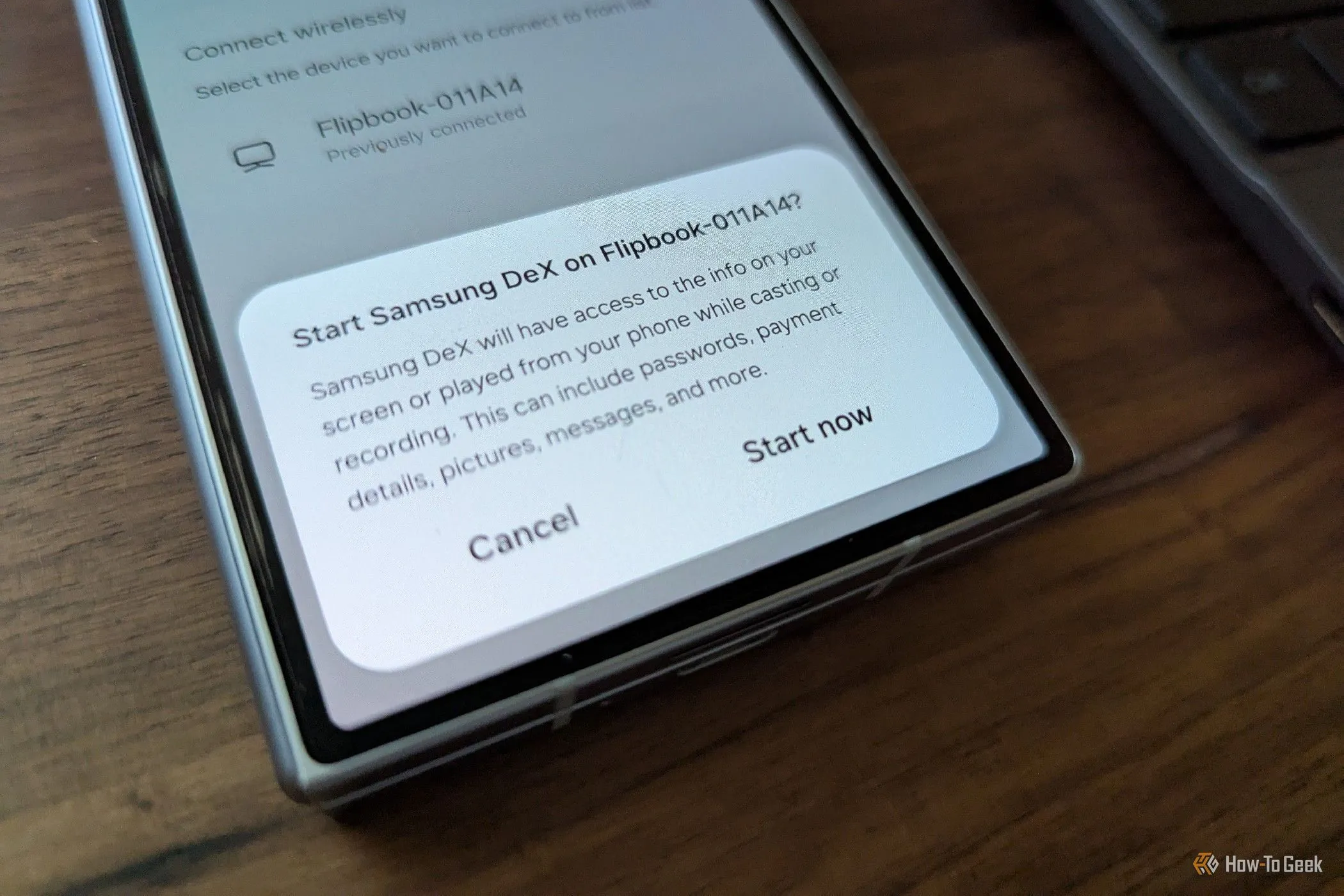 Thông báo kết nối với lapdock trên màn hình Samsung Galaxy Z Fold 6