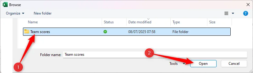 Thư mục &quot;Team Scores&quot; được chọn trong hộp thoại Duyệt (Browse) trên Windows 11 để nhập dữ liệu vào Excel.