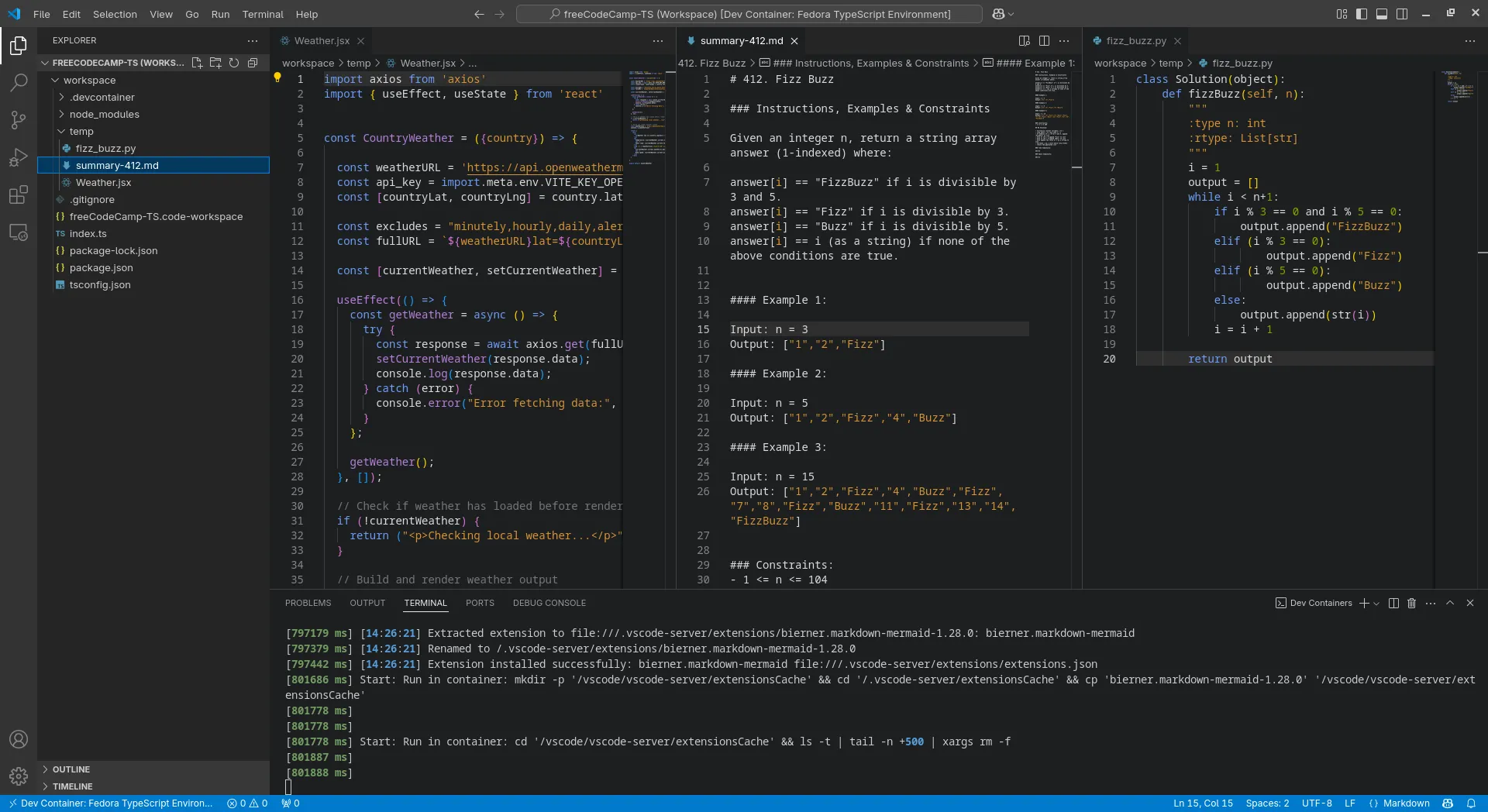 VS Code hiển thị cùng lúc nhiều file với các ngôn ngữ lập trình khác nhau như Python, JavaScript, CSS, chứng minh khả năng hỗ trợ đa ngôn ngữ
