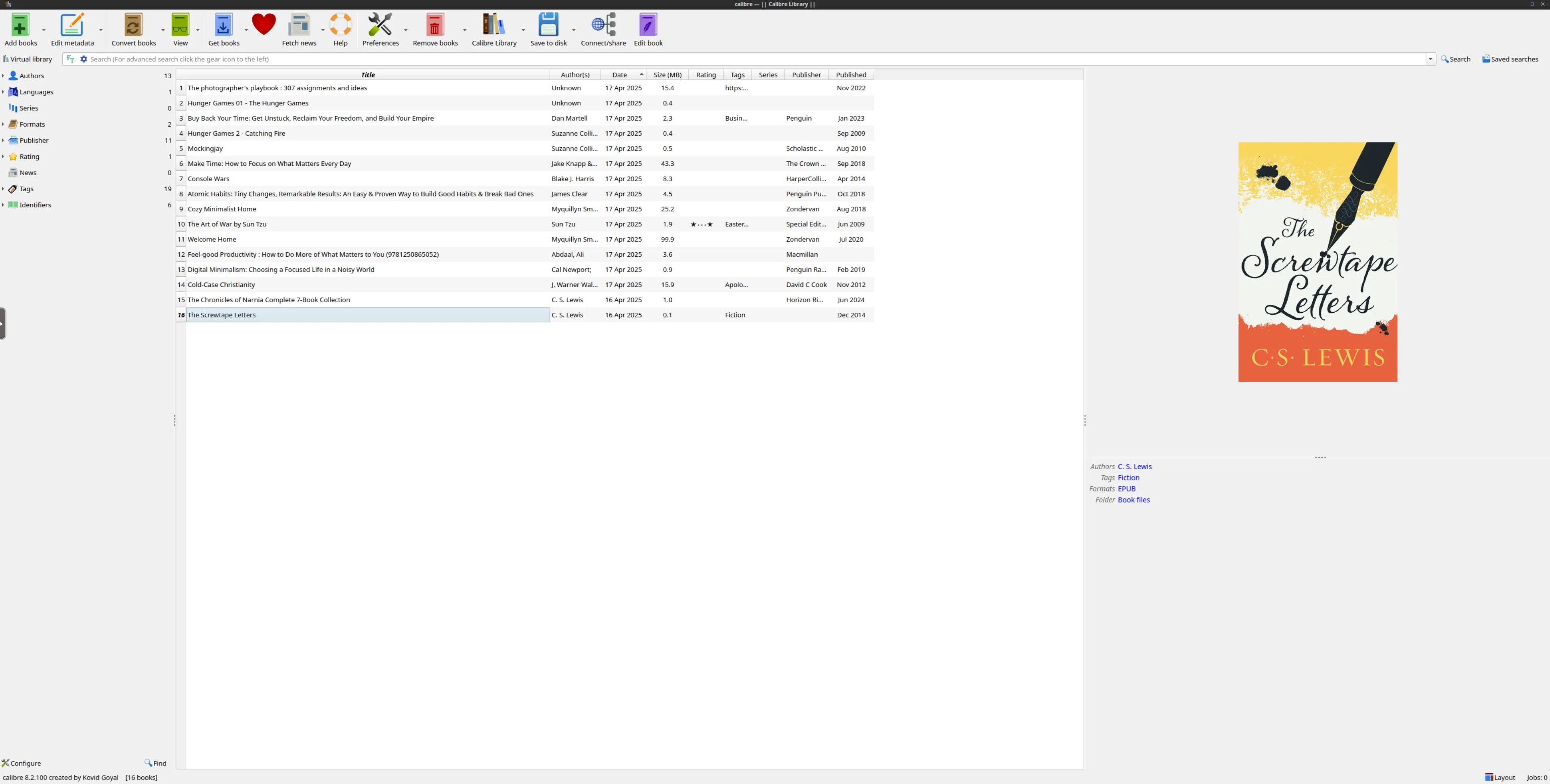 Giao diện backend của Calibre hiển thị một số sách điện tử đã được nhập vào thư viện, minh họa khả năng quản lý.