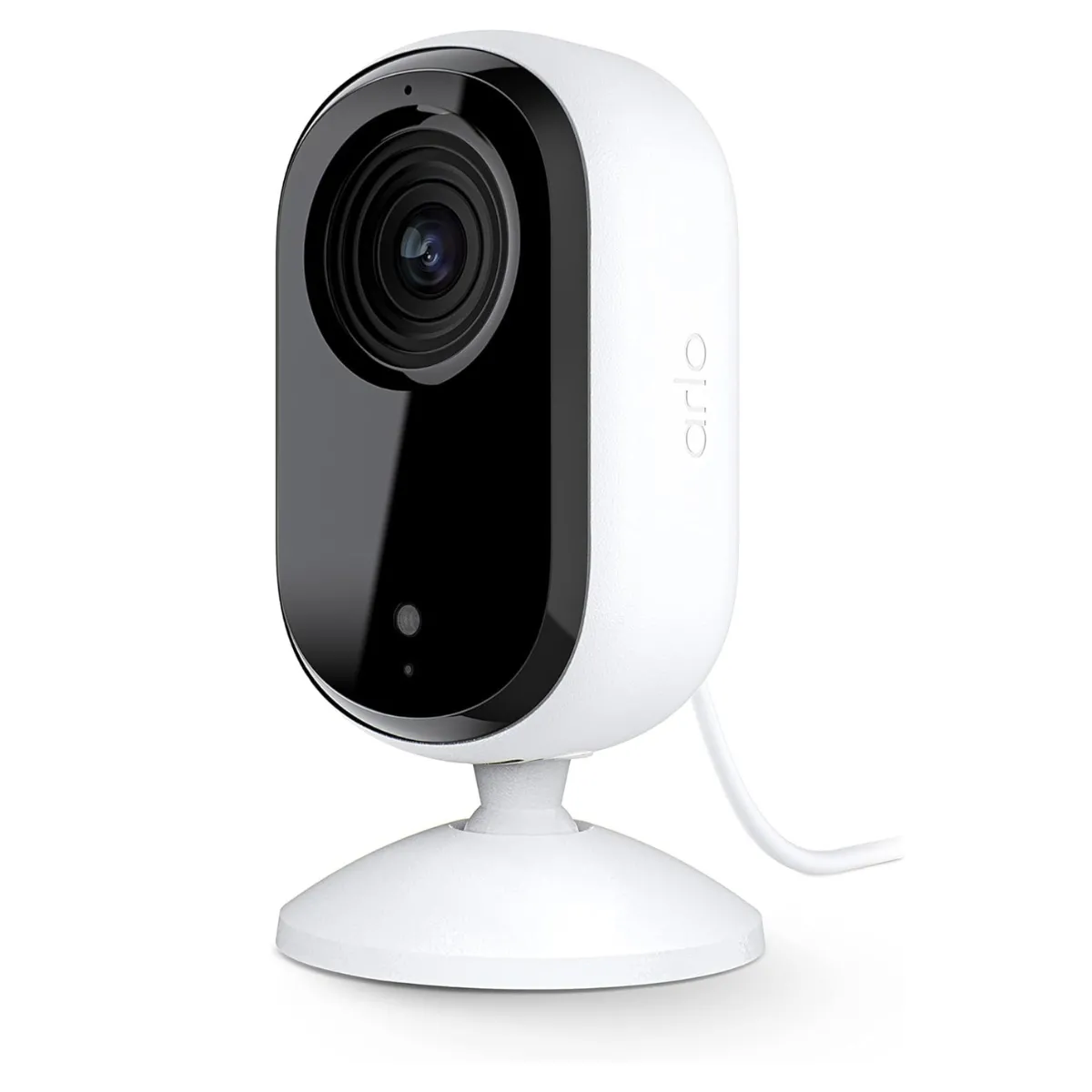 Arlo Essential Indoor Cam (2K) từ góc nhìn sản phẩm.