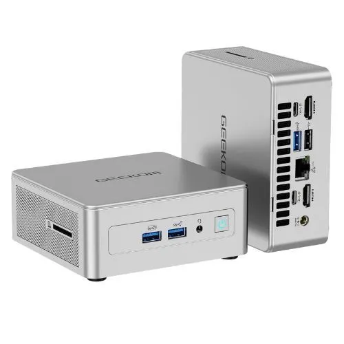 GEEKOM AE7 Mini PC đang được trưng bày, nổi bật với thiết kế nhỏ gọn và mạnh mẽ