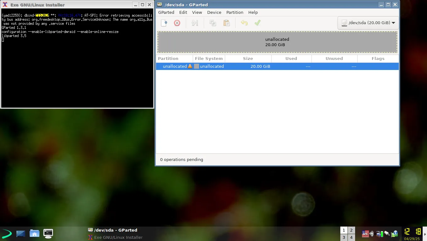 Giao diện GParted trong quá trình cài đặt EXE GNU/Linux, yêu cầu người dùng tự phân vùng ổ đĩa.