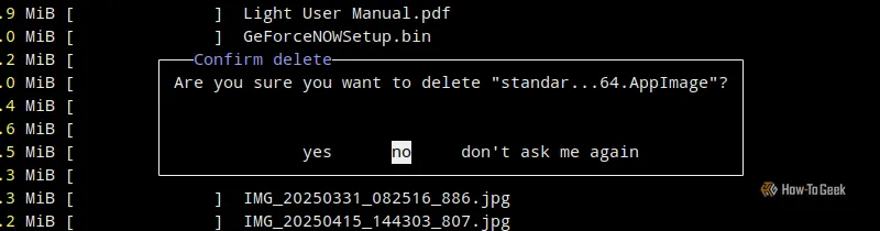 Giao diện ncdu hiển thị lời nhắc xác nhận xóa một tệp tin, minh họa tính năng xóa trực tiếp và vĩnh viễn của công cụ quản lý dung lượng này.