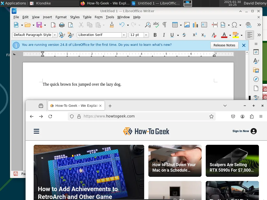Môi trường desktop Xfce trên FreeBSD đang chạy trình duyệt Firefox, LibreOffice Writer và game Solitaire