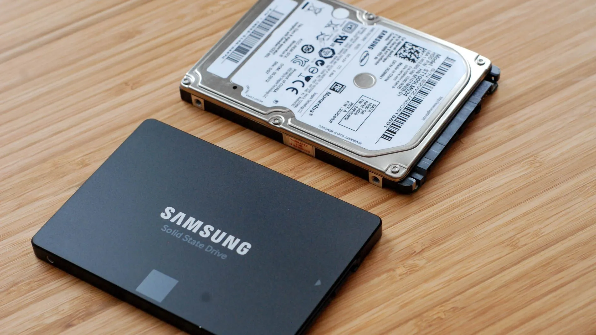 So sánh ổ cứng SSD và ổ cứng cơ HDD trong khả năng khôi phục dữ liệu