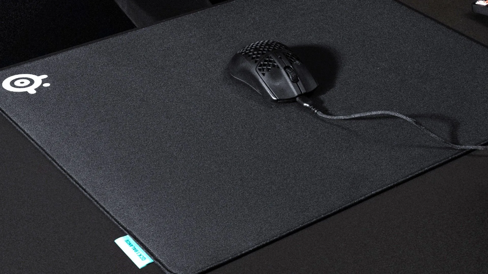 Tấm lót chuột SteelSeries QcK Performance dành cho game thủ